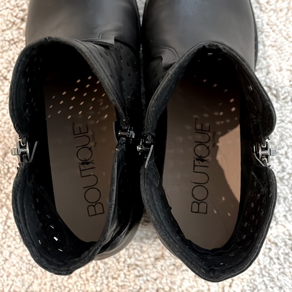 CORKY’S Ankle Boots - Picture 4 of 6